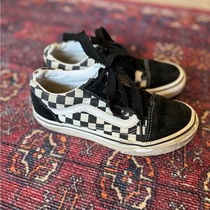 Kids Old School Vans size 1 black/white checkered